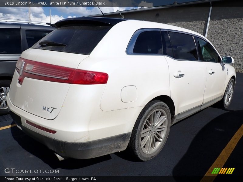 White Platinum / Charcoal Black 2019 Lincoln MKT AWD