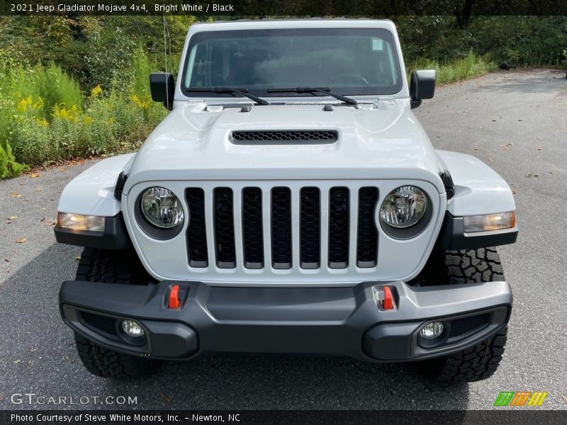 Bright White / Black 2021 Jeep Gladiator Mojave 4x4