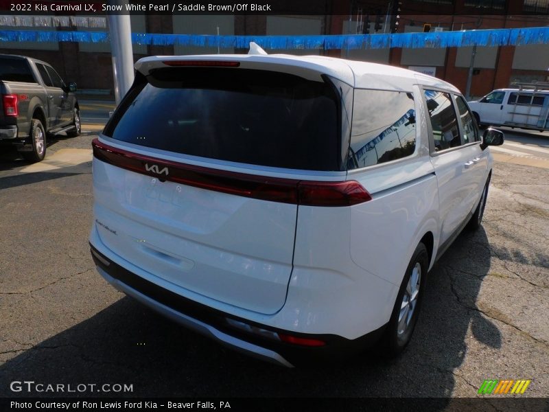 Snow White Pearl / Saddle Brown/Off Black 2022 Kia Carnival LX