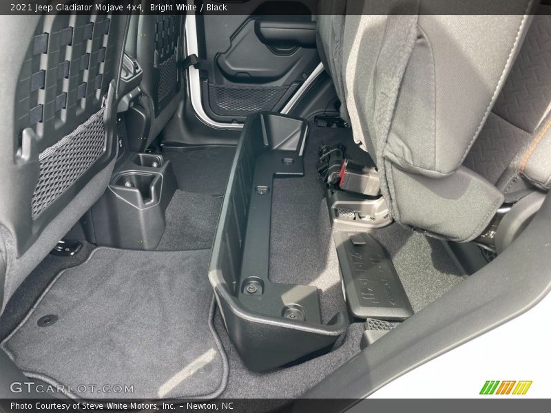 Bright White / Black 2021 Jeep Gladiator Mojave 4x4