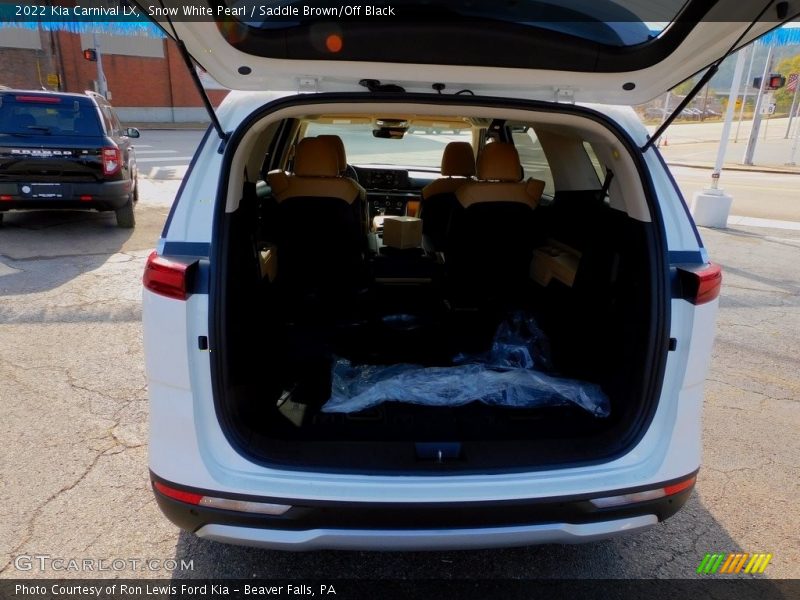 Snow White Pearl / Saddle Brown/Off Black 2022 Kia Carnival LX