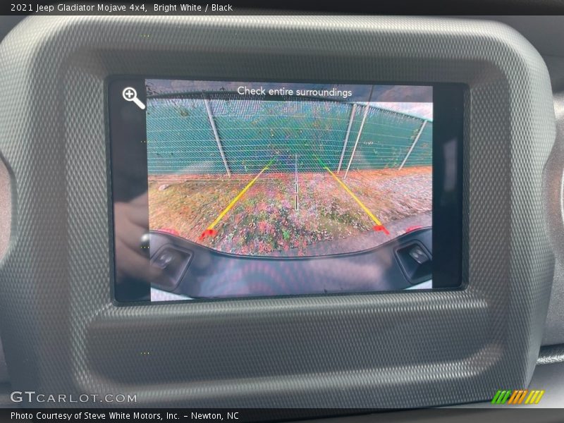 Bright White / Black 2021 Jeep Gladiator Mojave 4x4