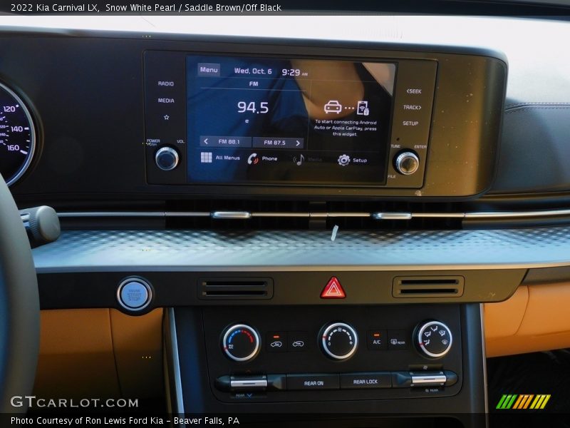 Snow White Pearl / Saddle Brown/Off Black 2022 Kia Carnival LX