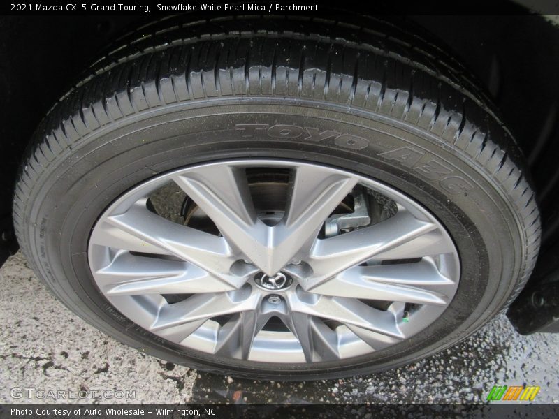 Snowflake White Pearl Mica / Parchment 2021 Mazda CX-5 Grand Touring