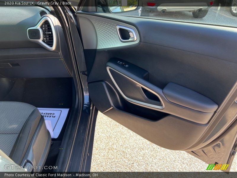 Gravity Gray / Black 2020 Kia Soul LX
