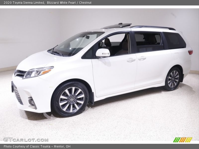 Blizzard White Pearl / Chestnut 2020 Toyota Sienna Limited