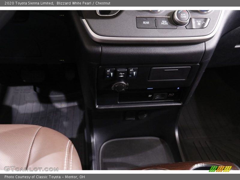 Blizzard White Pearl / Chestnut 2020 Toyota Sienna Limited