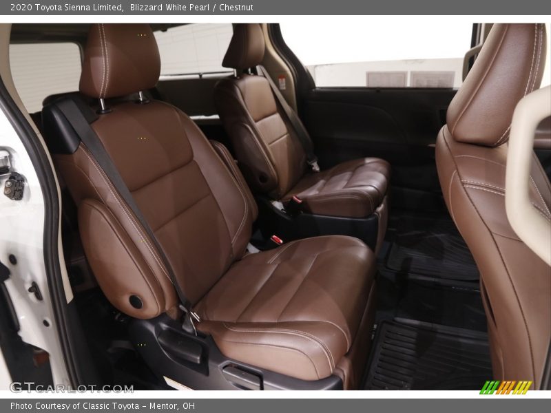 Blizzard White Pearl / Chestnut 2020 Toyota Sienna Limited