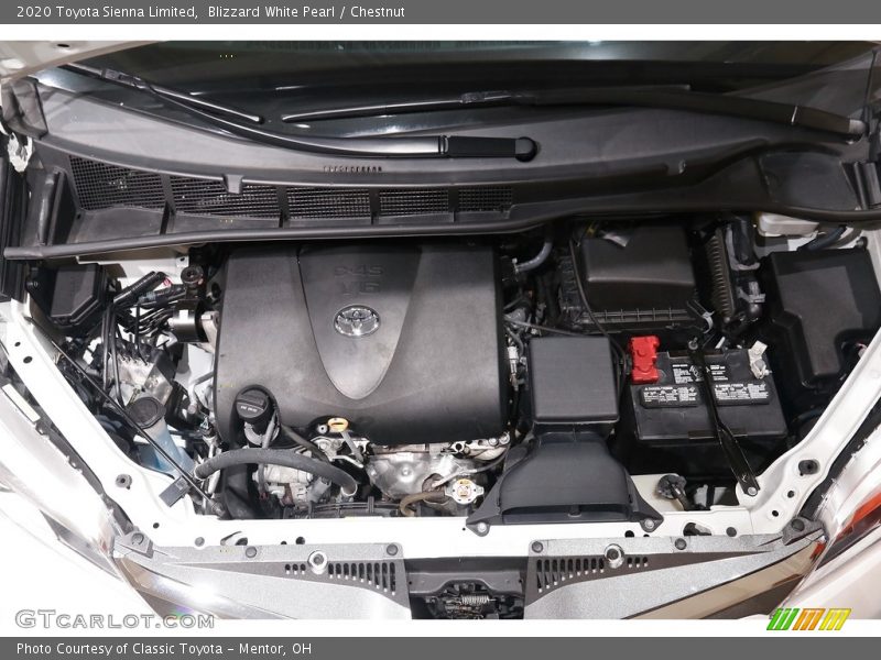 Blizzard White Pearl / Chestnut 2020 Toyota Sienna Limited