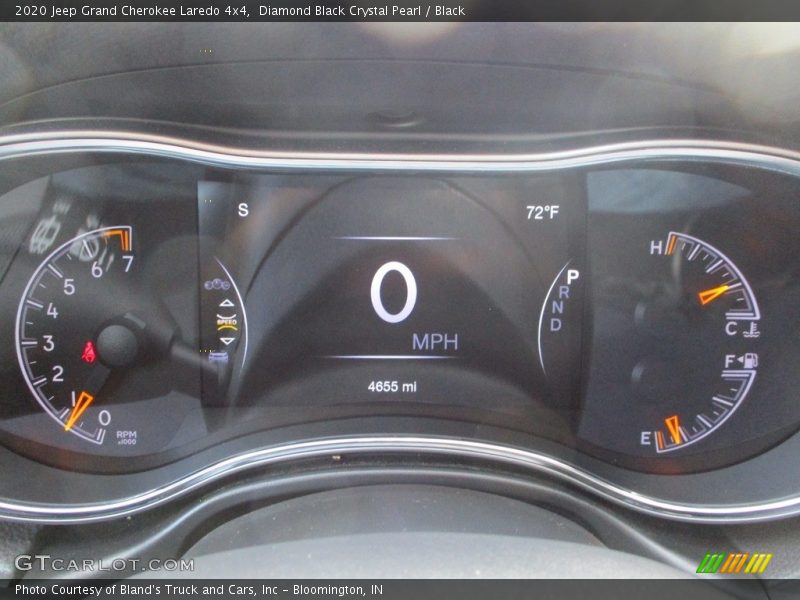 Diamond Black Crystal Pearl / Black 2020 Jeep Grand Cherokee Laredo 4x4