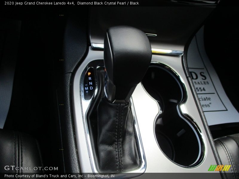 Diamond Black Crystal Pearl / Black 2020 Jeep Grand Cherokee Laredo 4x4