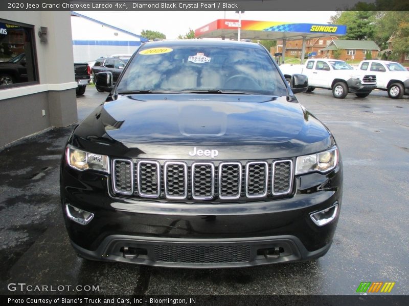 Diamond Black Crystal Pearl / Black 2020 Jeep Grand Cherokee Laredo 4x4