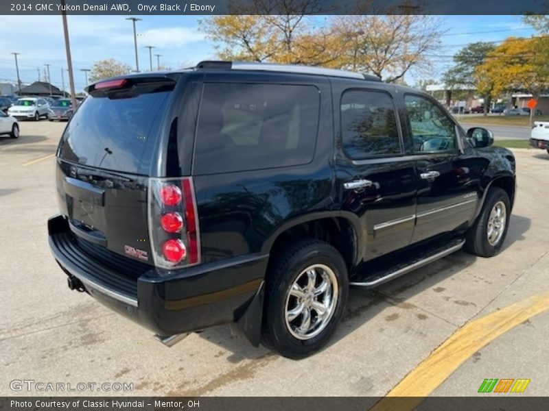 Onyx Black / Ebony 2014 GMC Yukon Denali AWD