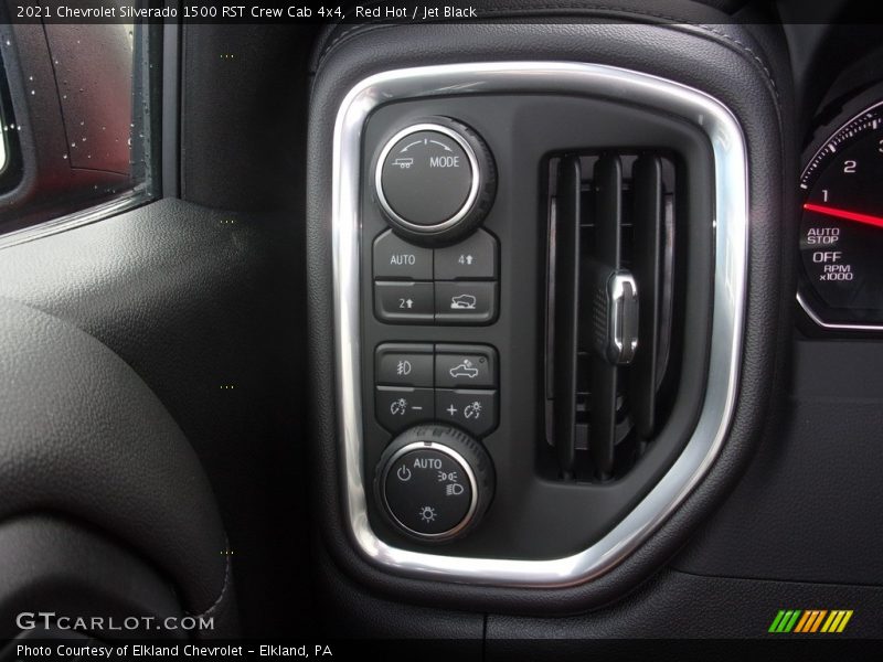 Red Hot / Jet Black 2021 Chevrolet Silverado 1500 RST Crew Cab 4x4
