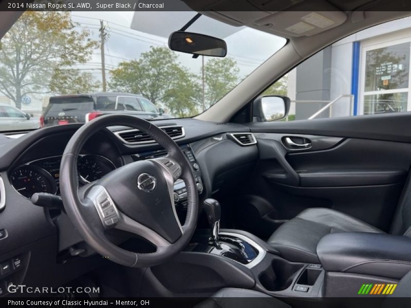 Super Black / Charcoal 2014 Nissan Rogue SL AWD