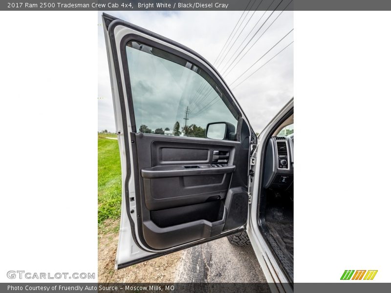 Bright White / Black/Diesel Gray 2017 Ram 2500 Tradesman Crew Cab 4x4