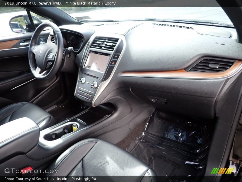 Infinite Black Metallic / Ebony 2019 Lincoln MKC Reserve AWD