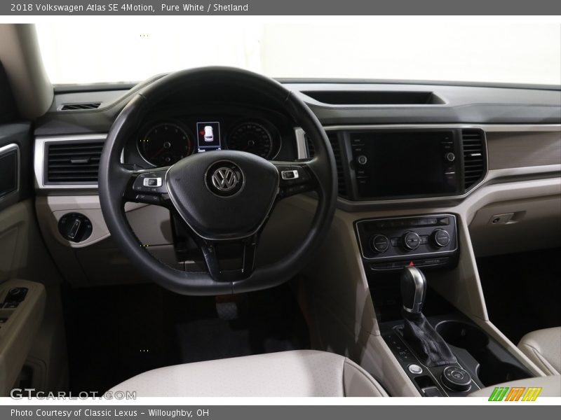 Pure White / Shetland 2018 Volkswagen Atlas SE 4Motion