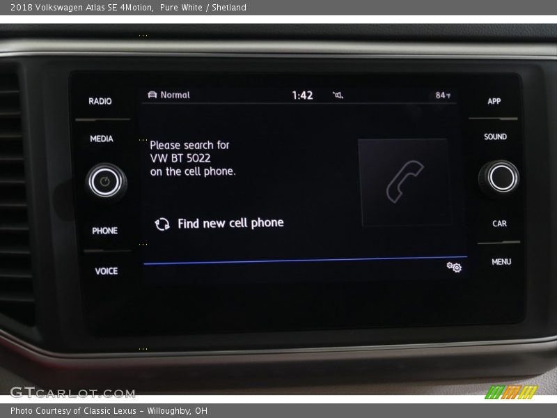 Pure White / Shetland 2018 Volkswagen Atlas SE 4Motion