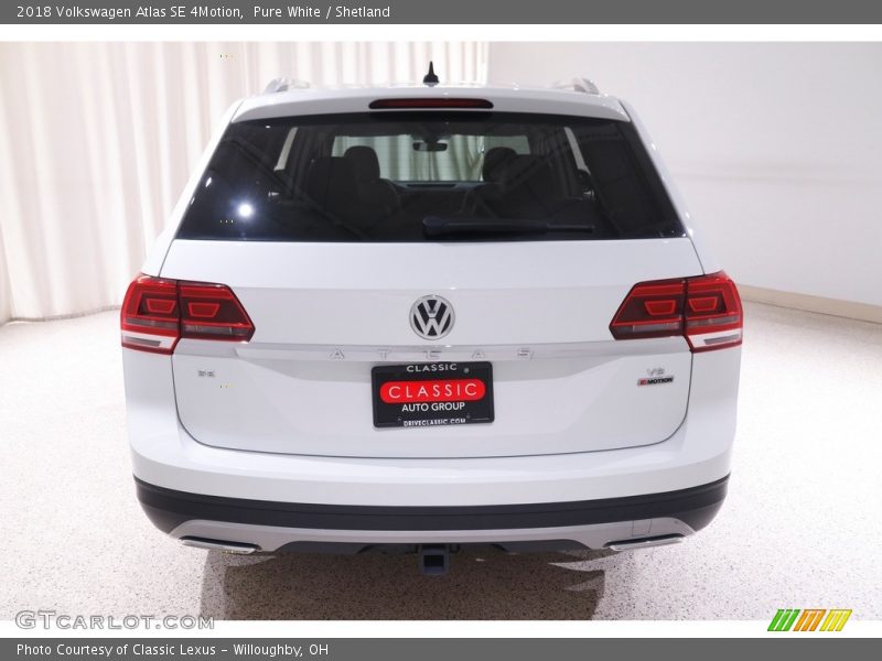 Pure White / Shetland 2018 Volkswagen Atlas SE 4Motion