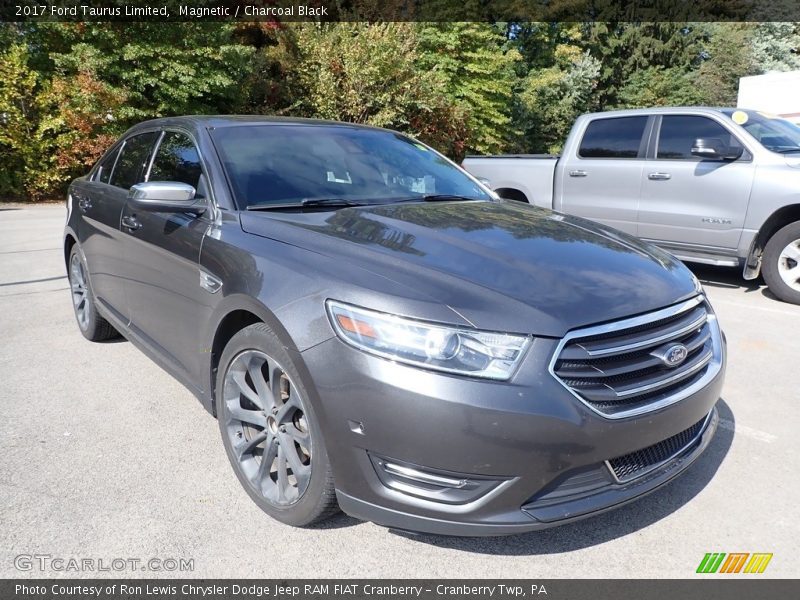 Magnetic / Charcoal Black 2017 Ford Taurus Limited