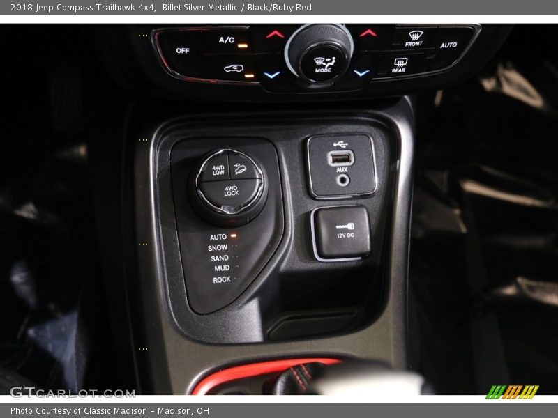Billet Silver Metallic / Black/Ruby Red 2018 Jeep Compass Trailhawk 4x4