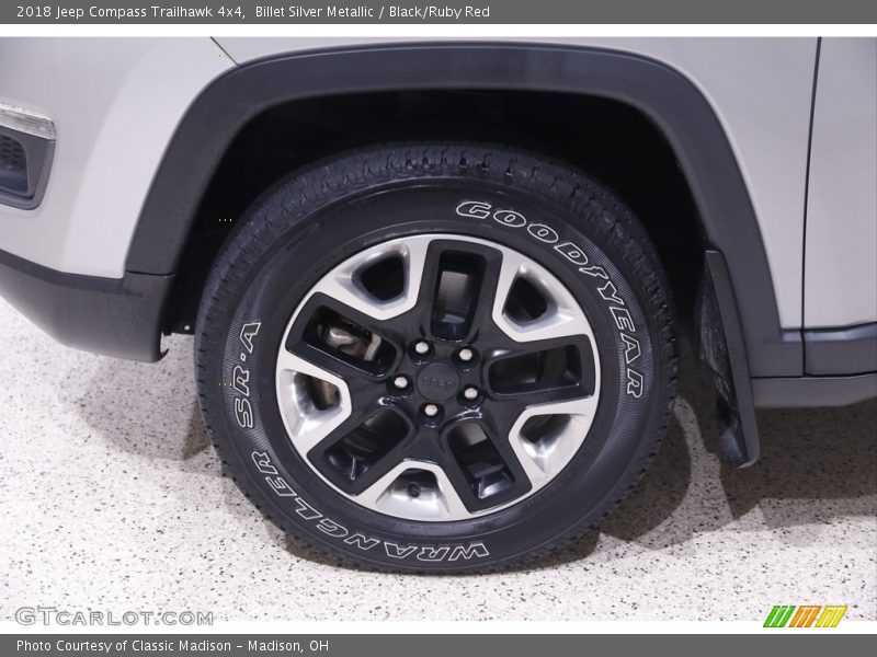 Billet Silver Metallic / Black/Ruby Red 2018 Jeep Compass Trailhawk 4x4