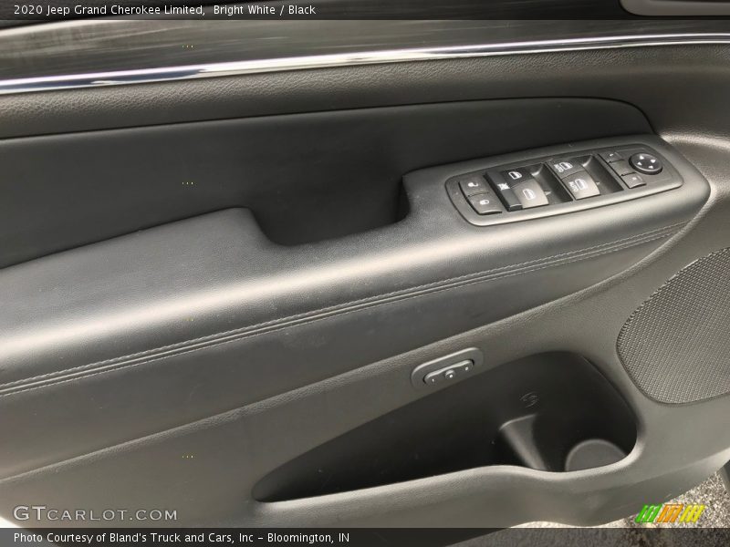 Bright White / Black 2020 Jeep Grand Cherokee Limited