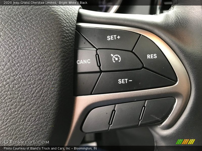 Bright White / Black 2020 Jeep Grand Cherokee Limited