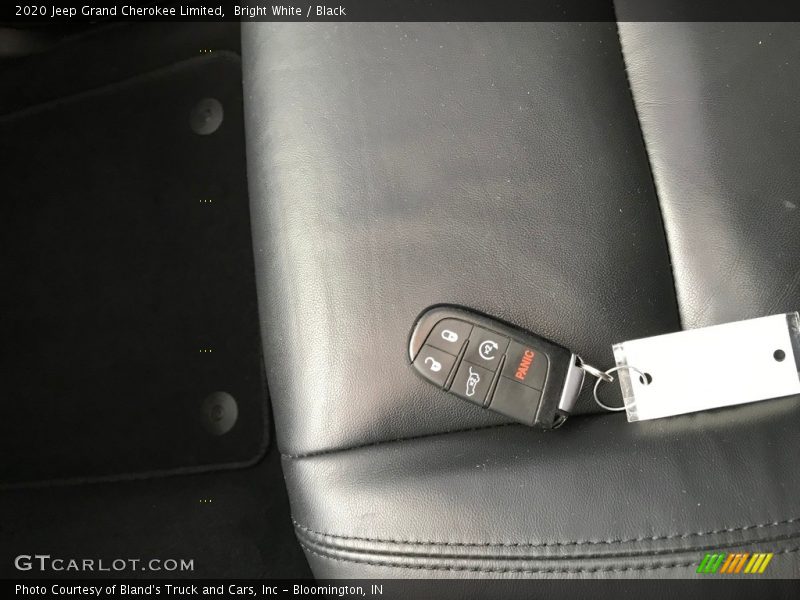 Bright White / Black 2020 Jeep Grand Cherokee Limited