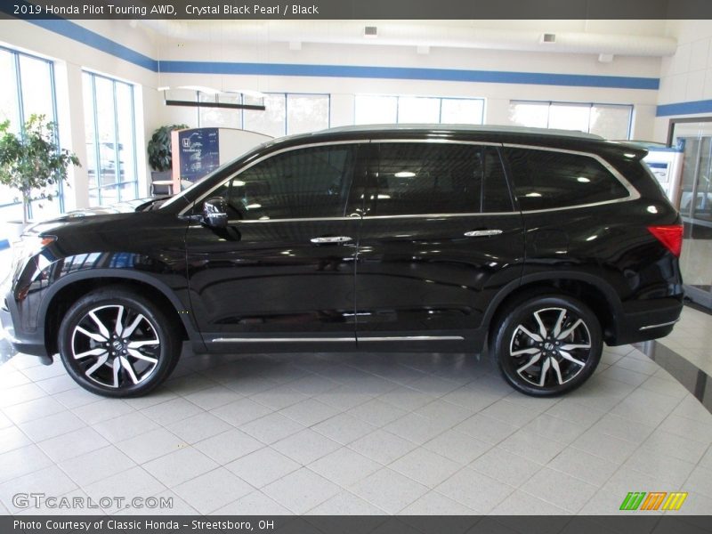 Crystal Black Pearl / Black 2019 Honda Pilot Touring AWD