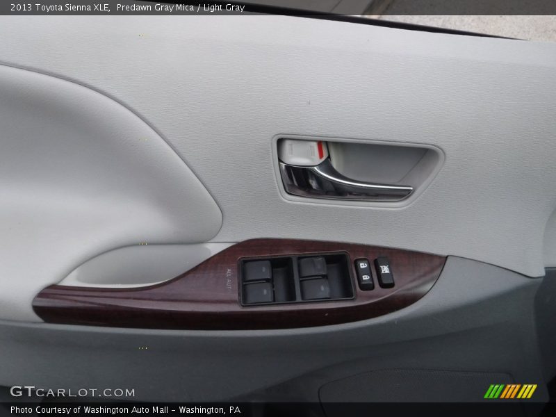 Predawn Gray Mica / Light Gray 2013 Toyota Sienna XLE