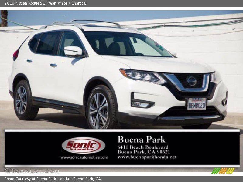 Pearl White / Charcoal 2018 Nissan Rogue SL