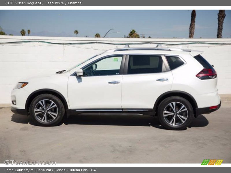 Pearl White / Charcoal 2018 Nissan Rogue SL