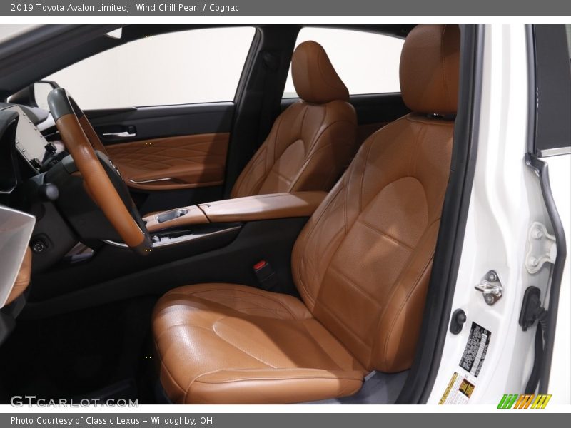Wind Chill Pearl / Cognac 2019 Toyota Avalon Limited