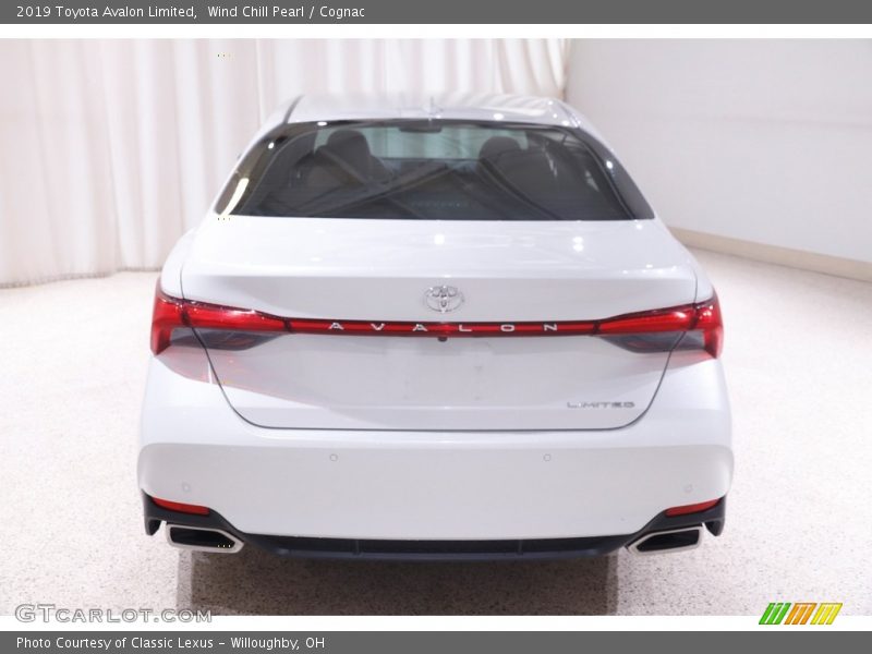 Wind Chill Pearl / Cognac 2019 Toyota Avalon Limited