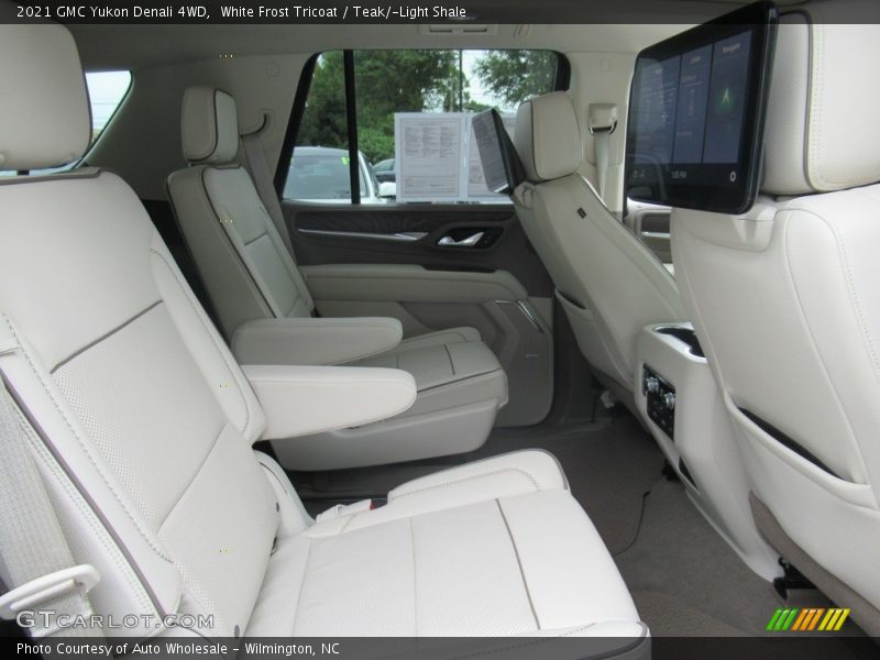White Frost Tricoat / Teak/­Light Shale 2021 GMC Yukon Denali 4WD