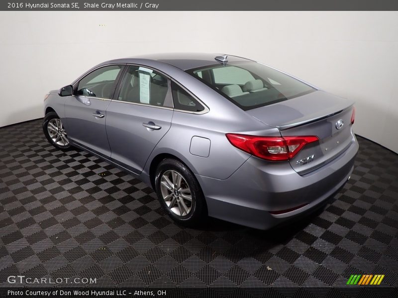 Shale Gray Metallic / Gray 2016 Hyundai Sonata SE