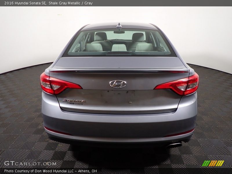 Shale Gray Metallic / Gray 2016 Hyundai Sonata SE