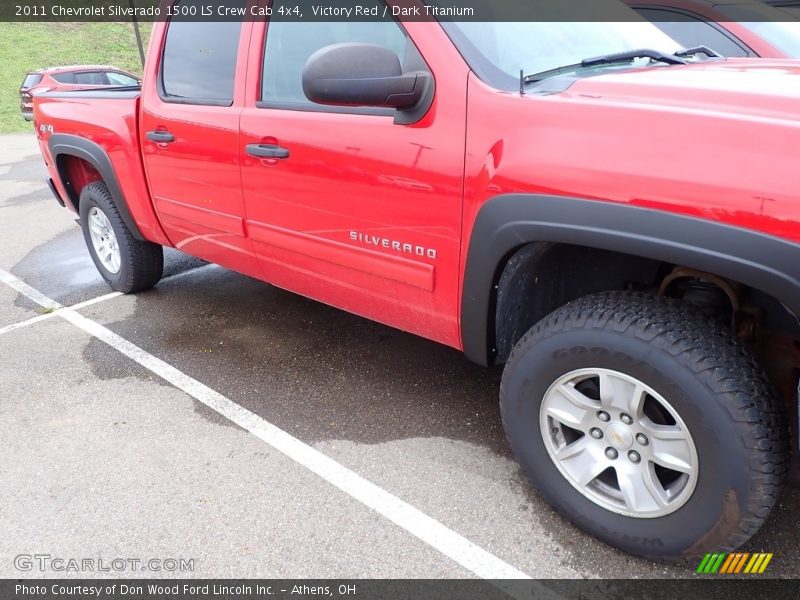 Victory Red / Dark Titanium 2011 Chevrolet Silverado 1500 LS Crew Cab 4x4