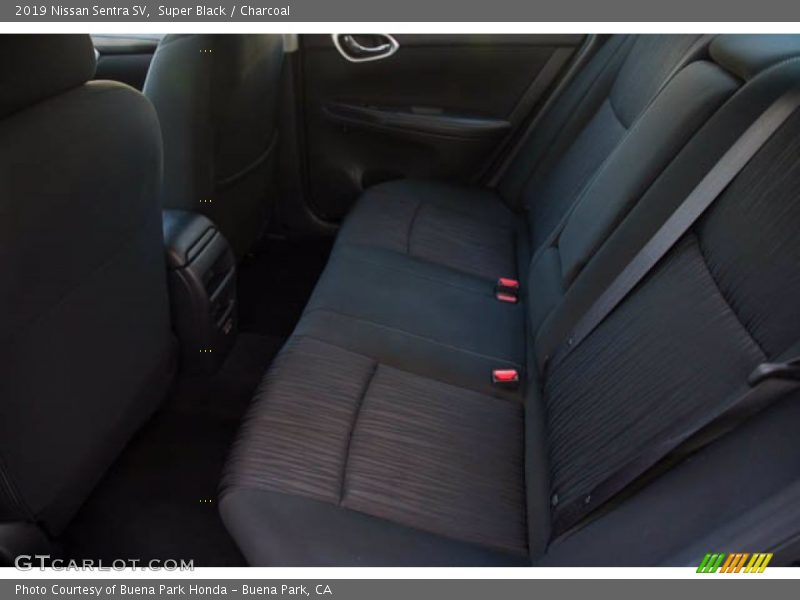 Super Black / Charcoal 2019 Nissan Sentra SV