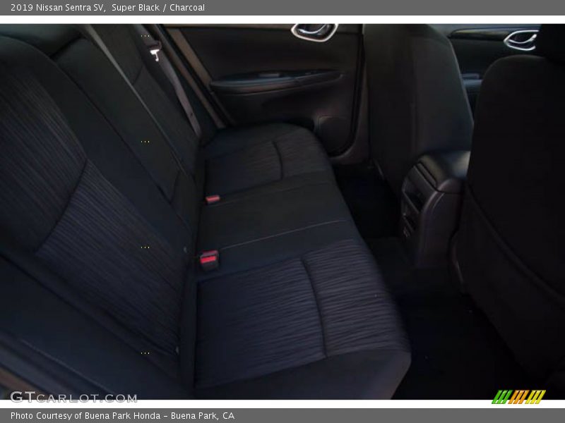 Super Black / Charcoal 2019 Nissan Sentra SV