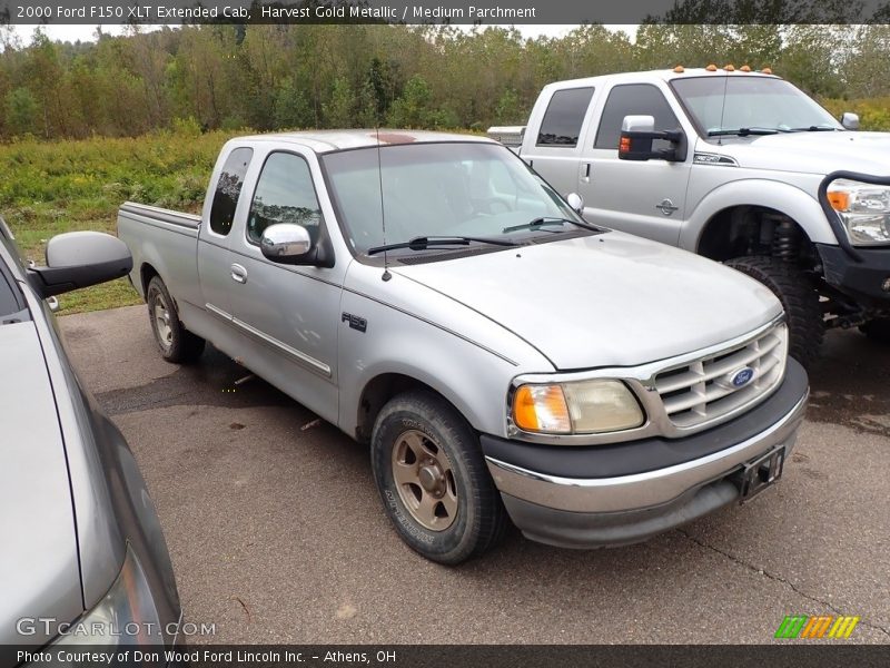 Harvest Gold Metallic / Medium Parchment 2000 Ford F150 XLT Extended Cab
