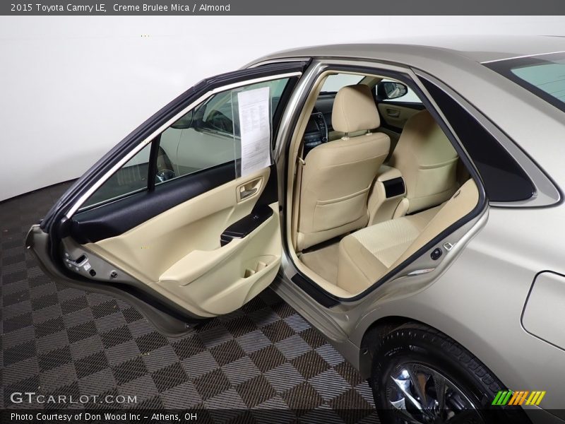 Creme Brulee Mica / Almond 2015 Toyota Camry LE