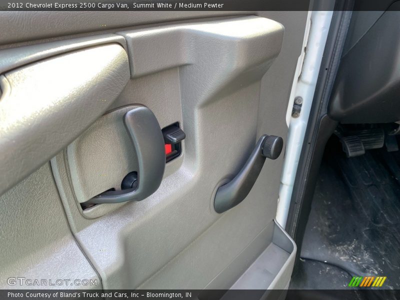 Summit White / Medium Pewter 2012 Chevrolet Express 2500 Cargo Van