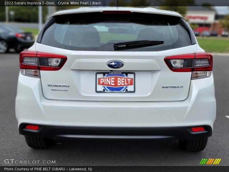 Crystal White Pearl / Black 2022 Subaru Impreza 5-Door