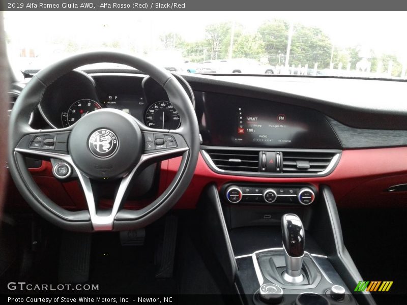 Alfa Rosso (Red) / Black/Red 2019 Alfa Romeo Giulia AWD