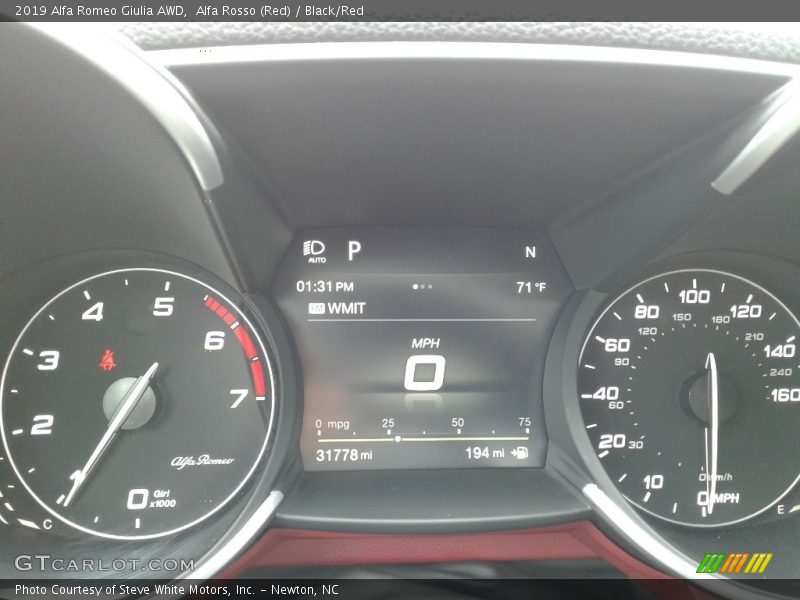 Alfa Rosso (Red) / Black/Red 2019 Alfa Romeo Giulia AWD