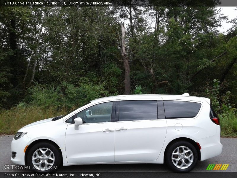 Bright White / Black/Alloy 2018 Chrysler Pacifica Touring Plus