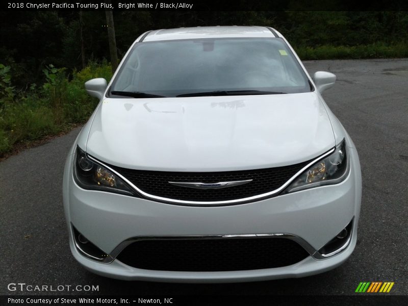 Bright White / Black/Alloy 2018 Chrysler Pacifica Touring Plus